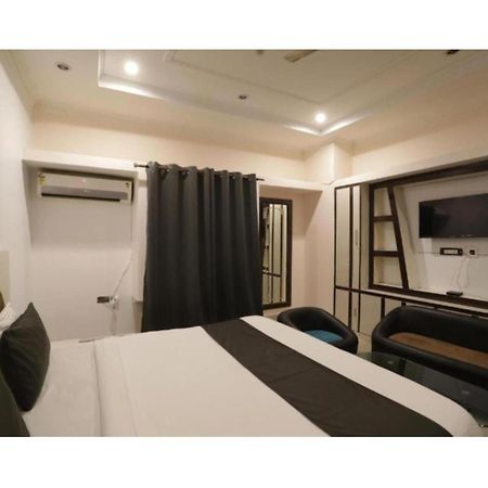 Day S Inn Luxury Stay Near Care Hospital In Budget Friendly Price Best Seller Μπουμπάνεσβαρ Εξωτερικό φωτογραφία